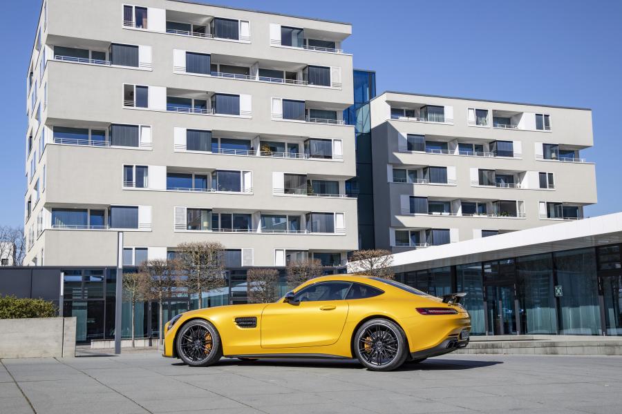 Mercedes-AMG GT S (C190) 2019 года  (WW) (фото 4 из 26)